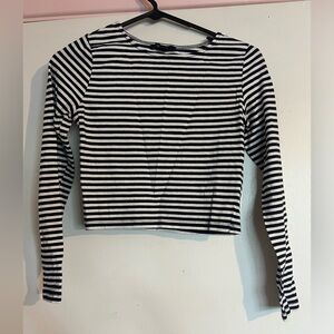 LINED FITTED CROPPED LONG SLEEVE